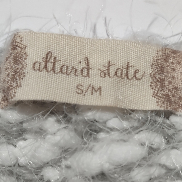 Chunky knit Super Soft Oversized Sweater by Altar'd State - Picture 3 of 9